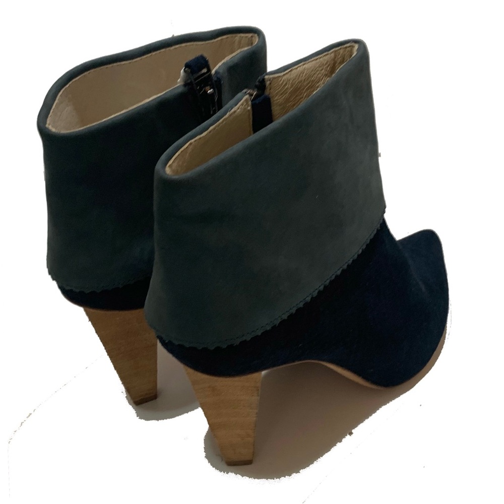 matt bernson Elegant Two-Tone Ankle Boots